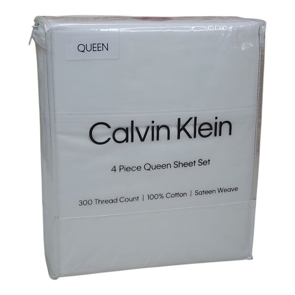 Calvin Klein 4 Piece Sateen Weave Queen Sheet Set 100% Cotton 300 Thread Count - Picture 1 of 7